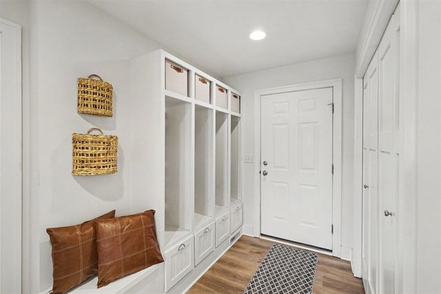 4290 Oak Meadow Drive, Hudsonville, MI 49426