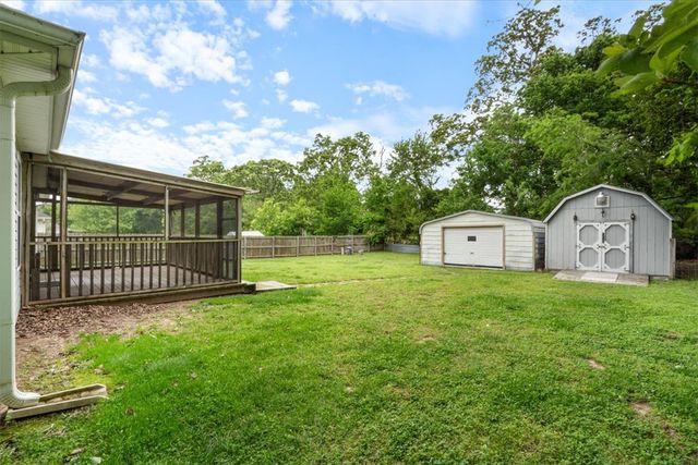 595 Pleasant Tree Place, Lincoln, AR 72744