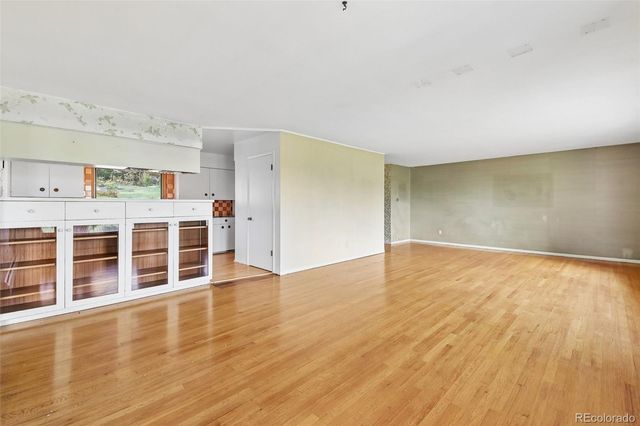 10350 W 73rd Place, Arvada, CO 80005