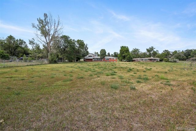 10350 W 73rd Place, Arvada, CO 80005