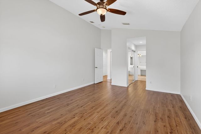 1021 SE Westminster Place, Stuart, FL 34997