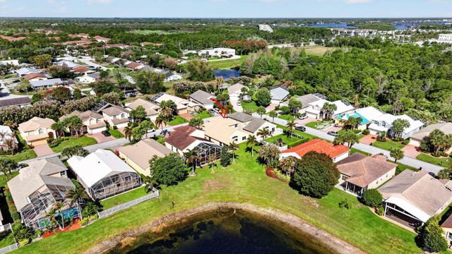 1021 SE Westminster Place, Stuart, FL 34997