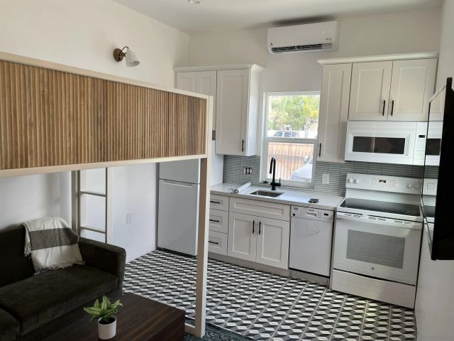 3658-3664 Marlborough Ave., San Diego, CA 92105