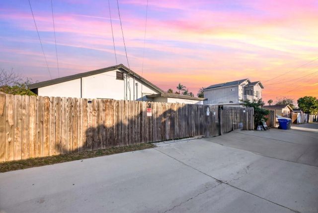 3658-3664 Marlborough Ave., San Diego, CA 92105