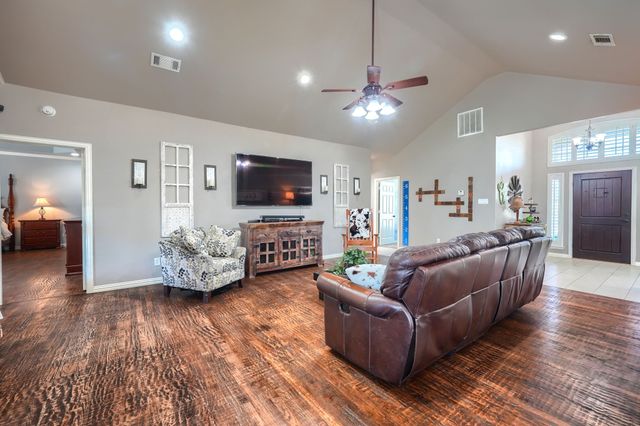 18066 Langford Lane, Talty, TX 75126