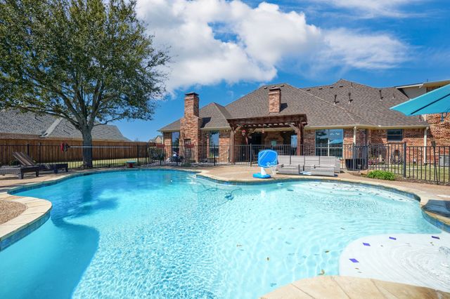 18066 Langford Lane, Talty, TX 75126