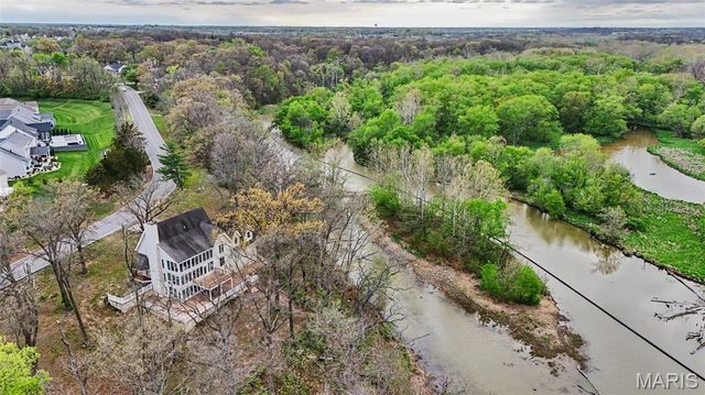 3 Oak Bluff Drive, Lake St Louis, MO 63367