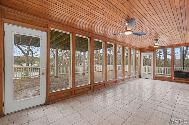 3 Oak Bluff Drive, Lake St Louis, MO 63367