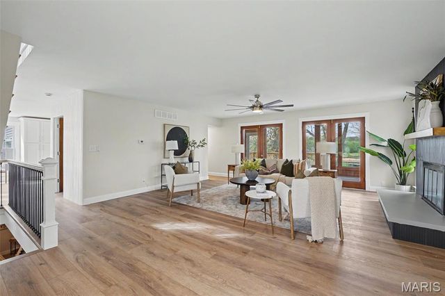 3 Oak Bluff Drive, Lake St Louis, MO 63367