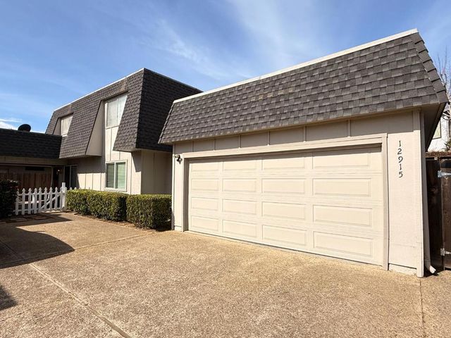 12911 Barkley Drive, Salinas, CA 93906