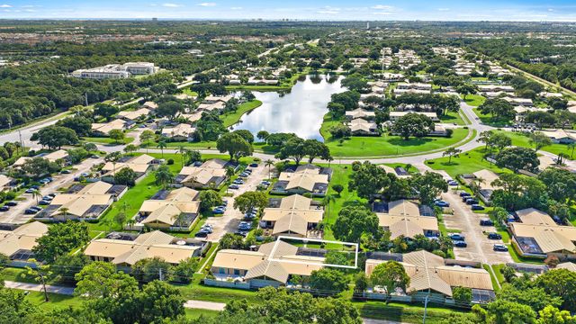 5896 Golden Eagle Circle, Palm Beach Gardens, FL 33418