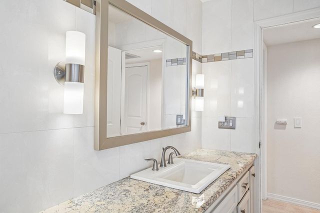 5038 Primrose Dr, Fair Oaks, CA 95628