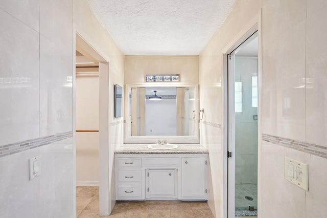 5038 Primrose Dr, Fair Oaks, CA 95628