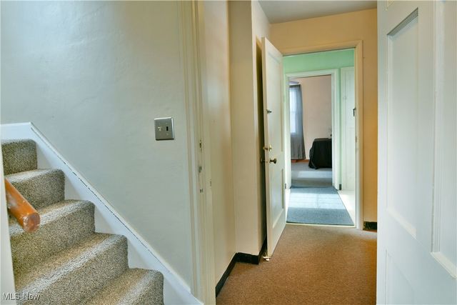 676 Central Parkway Avenue SE, Warren, OH 44484