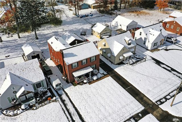 676 Central Parkway Avenue SE, Warren, OH 44484