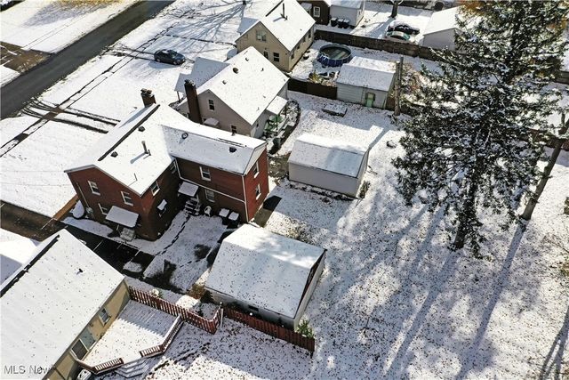 676 Central Parkway Avenue SE, Warren, OH 44484