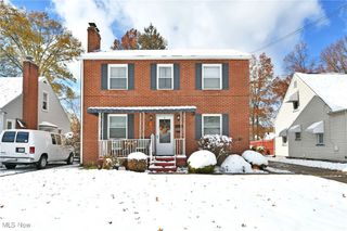 676 Central Parkway Avenue SE, Warren, OH 44484