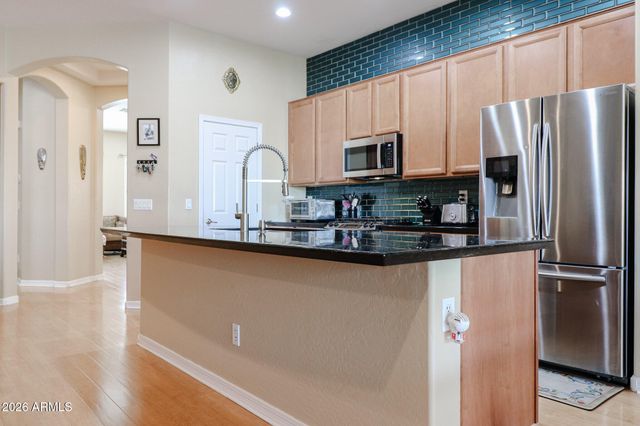 9409 S 43RD Drive, Laveen, AZ 85339