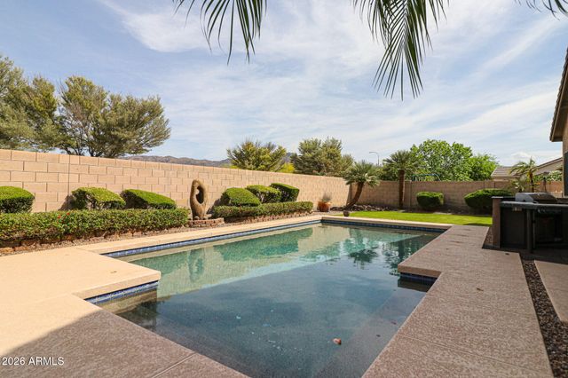 9409 S 43RD Drive, Laveen, AZ 85339