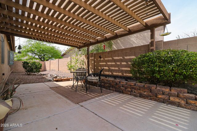 9409 S 43RD Drive, Laveen, AZ 85339
