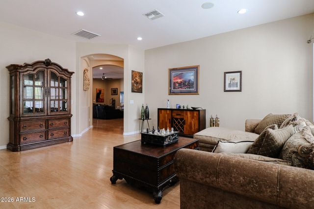 9409 S 43RD Drive, Laveen, AZ 85339