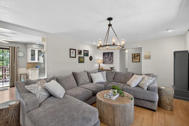 7060 Calcite Dr, El Dorado, CA 95623