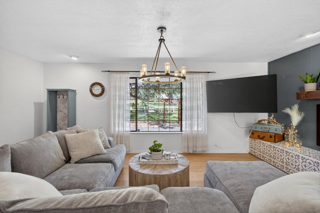 7060 Calcite Dr, El Dorado, CA 95623