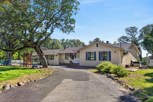 7060 Calcite Dr, El Dorado, CA 95623