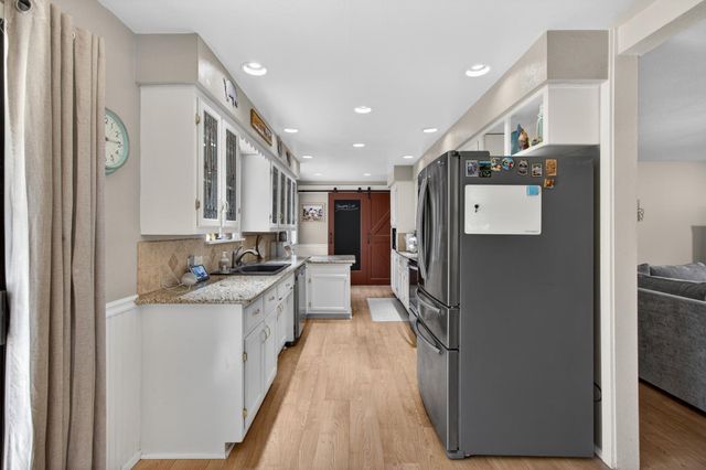 7060 Calcite Dr, El Dorado, CA 95623