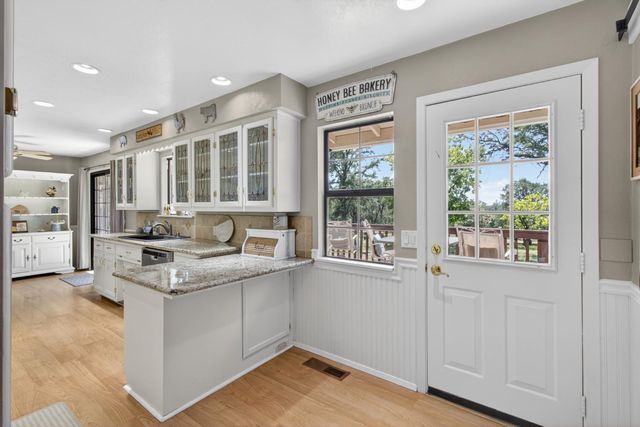 7060 Calcite Dr, El Dorado, CA 95623