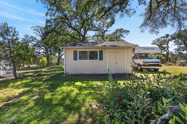 7060 Calcite Dr, El Dorado, CA 95623