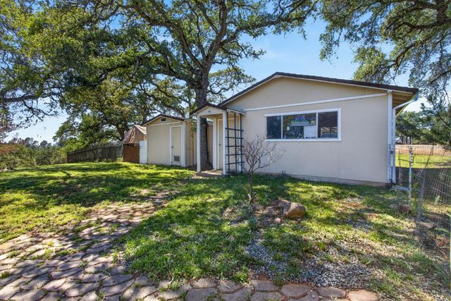 7060 Calcite Dr, El Dorado, CA 95623