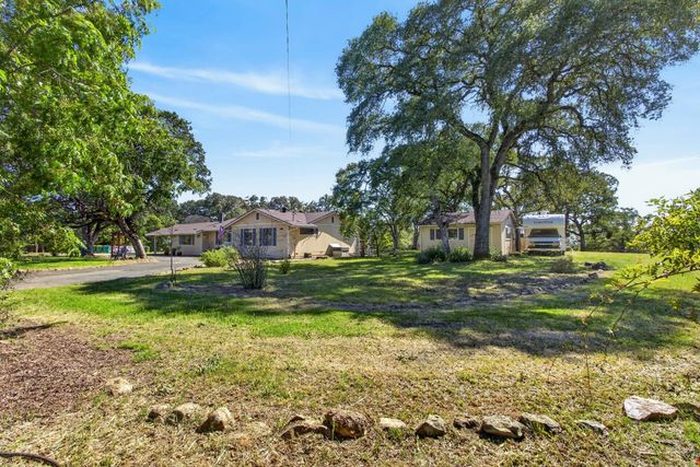 7060 Calcite Dr, El Dorado, CA 95623