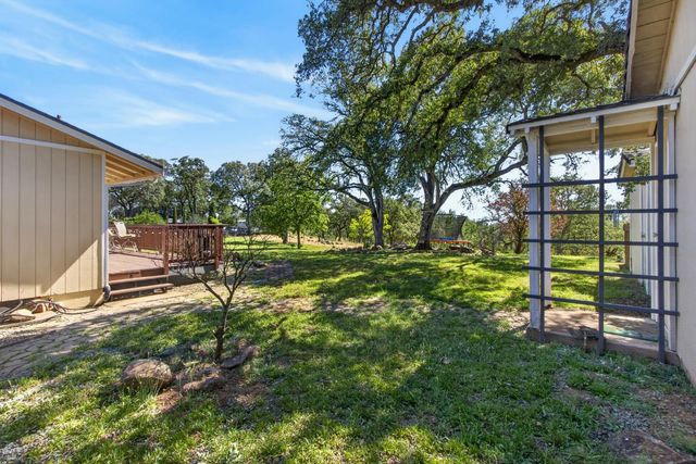 7060 Calcite Dr, El Dorado, CA 95623