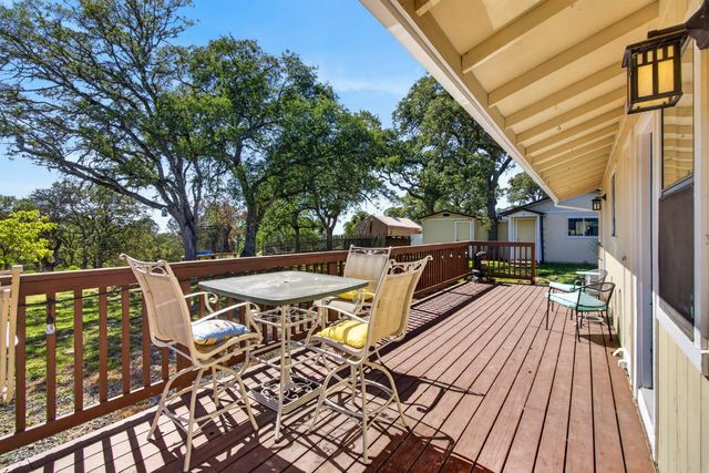 7060 Calcite Dr, El Dorado, CA 95623