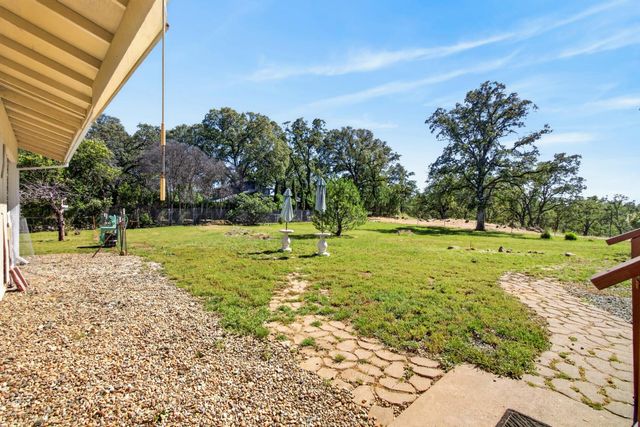 7060 Calcite Dr, El Dorado, CA 95623