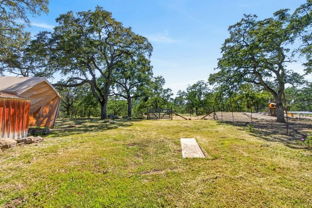 7060 Calcite Dr, El Dorado, CA 95623