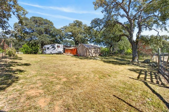 7060 Calcite Dr, El Dorado, CA 95623