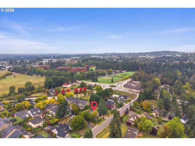 28175 Sw CANYON CREEK Rd S, Wilsonville, OR 97070