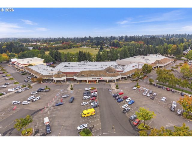 28175 Sw CANYON CREEK Rd S, Wilsonville, OR 97070