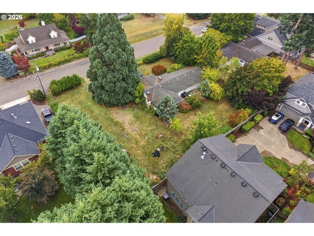 28175 Sw CANYON CREEK Rd S, Wilsonville, OR 97070