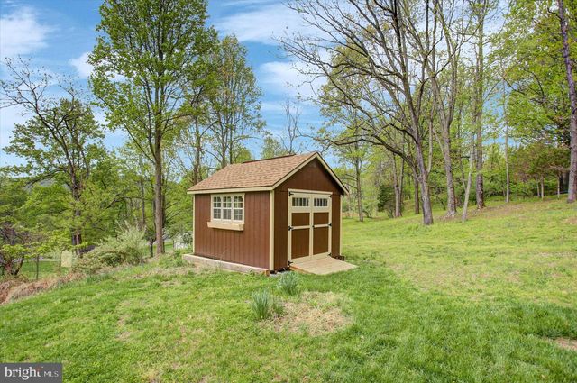 2 MAXINE TRL, Fairfield, PA 17320