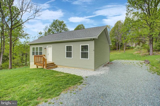 2 MAXINE TRL, Fairfield, PA 17320