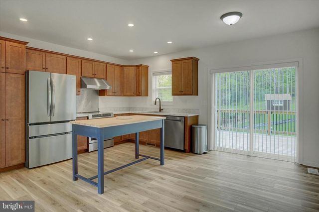 2 MAXINE TRL, Fairfield, PA 17320