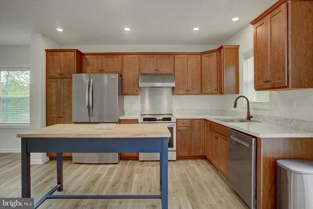 2 MAXINE TRL, Fairfield, PA 17320