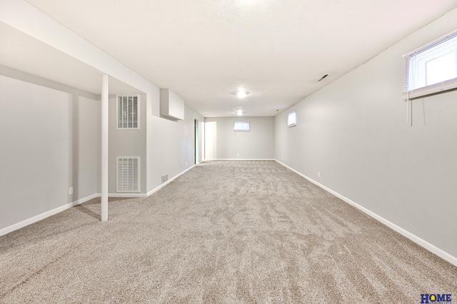 800 E Sanborn Drive, Lincoln, NE 68505