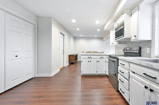 800 E Sanborn Drive, Lincoln, NE 68505