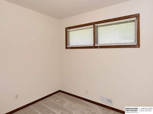 5609 Taylor Street, Omaha, NE 68104