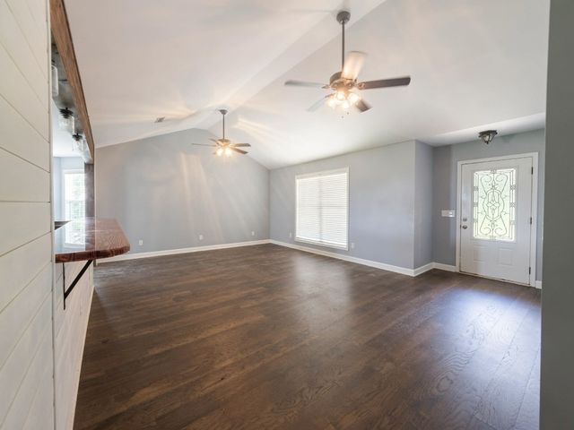1601 Johnny Murphy Road, Dothan, AL 36301