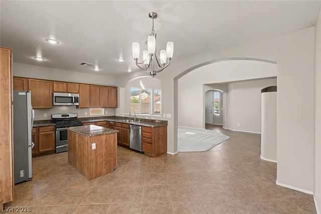 195 Falling Stones Court, Henderson, NV 89012